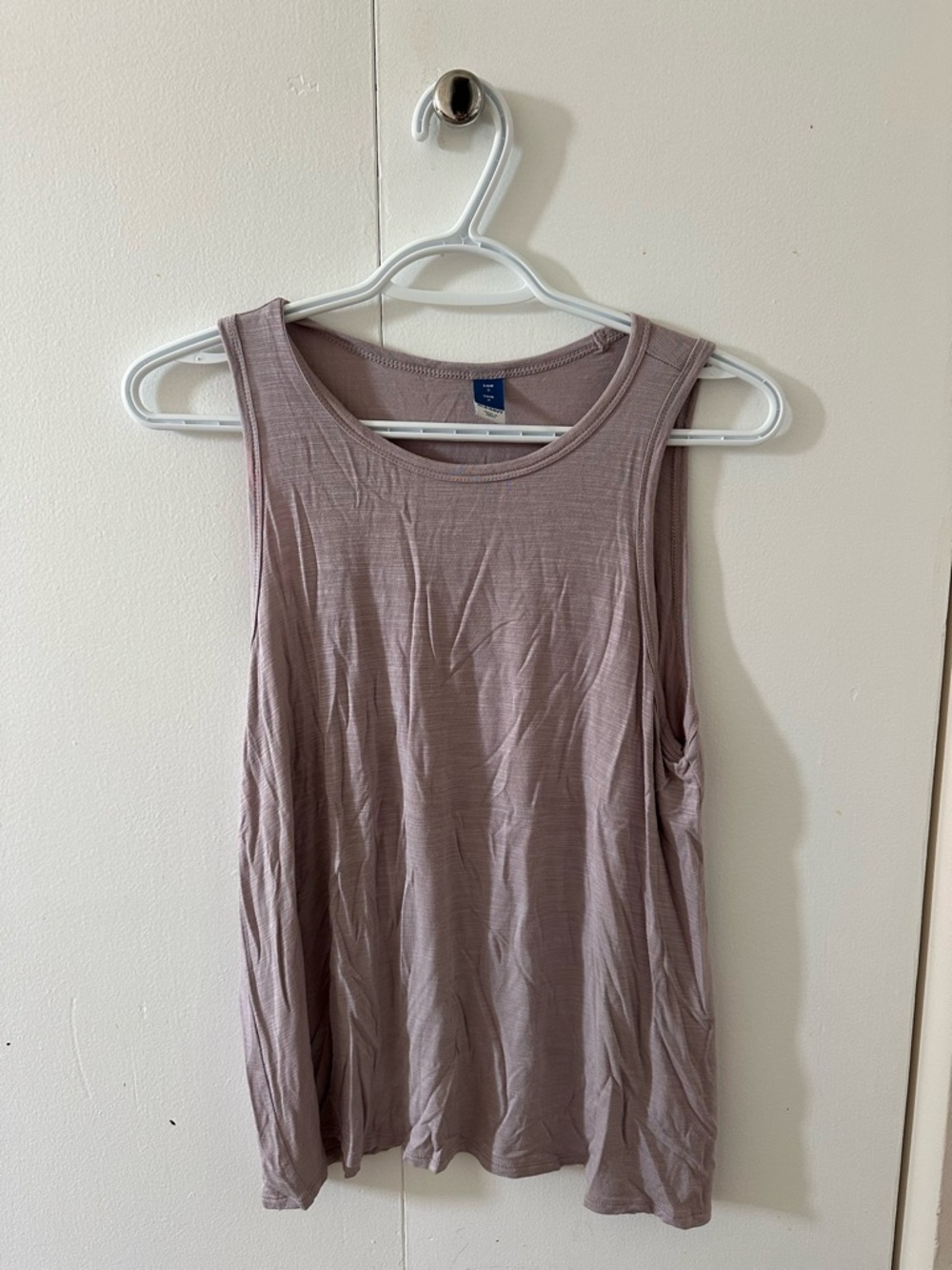 Old Navy Sleeveless Women's Tank Top in Mauve